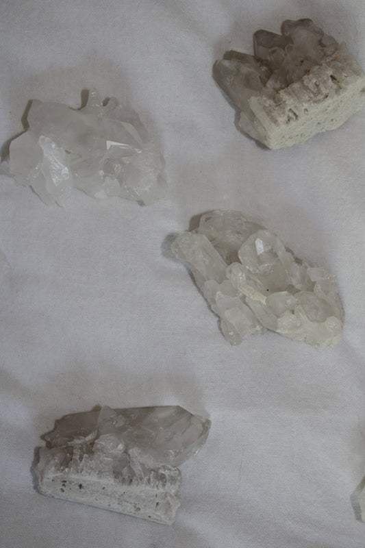 Raw clear quartz